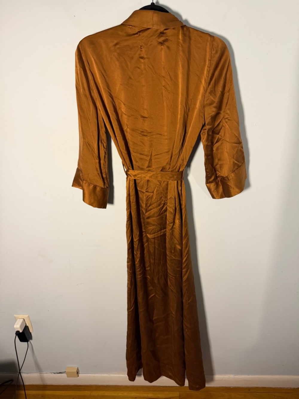 100% Silk Reformation Long Robe Dress in gold - Picture 6 of 10